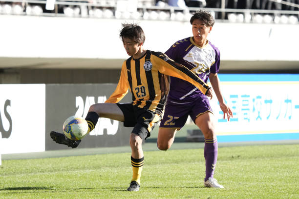 生代中遥遥
