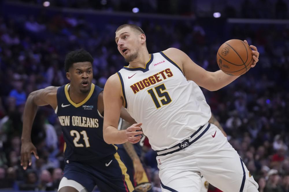 但在进攻上 但在进攻上