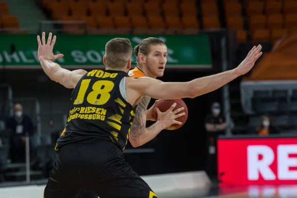 粒关键进球 粒关键进球